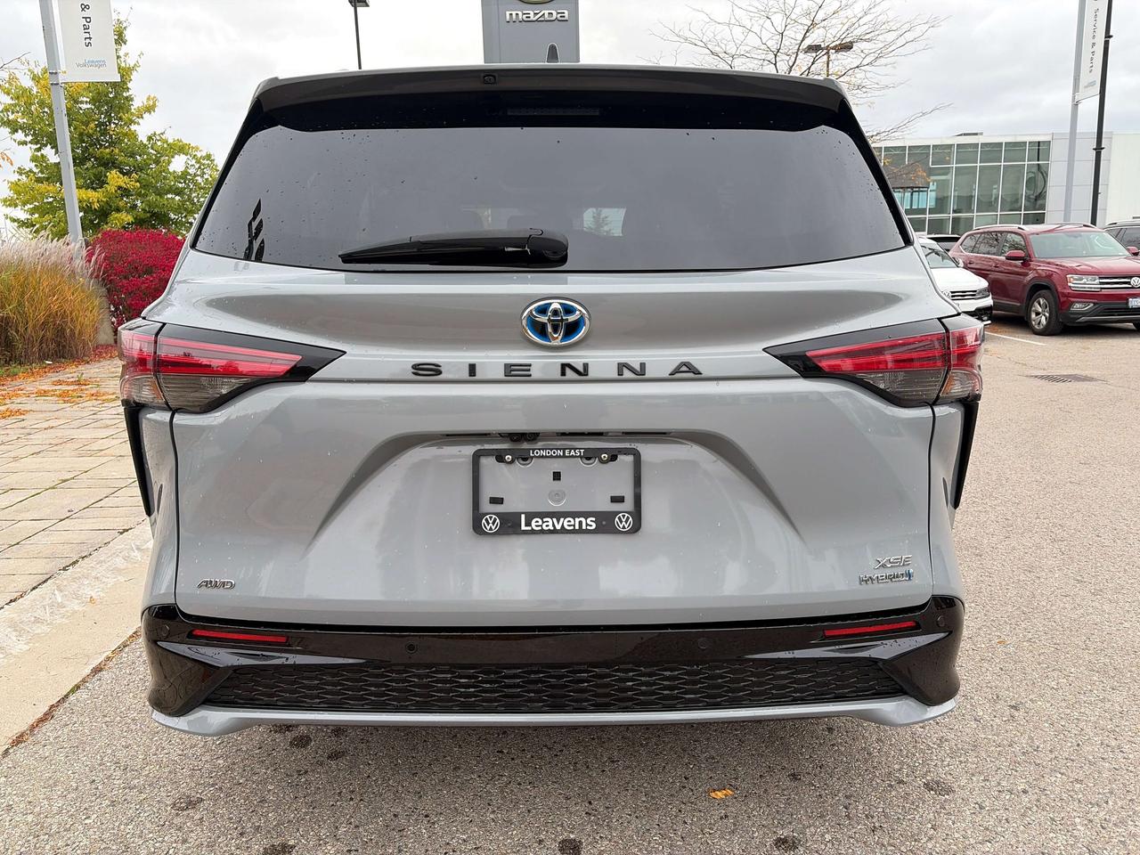 2024 Toyota Sienna XSE Photo