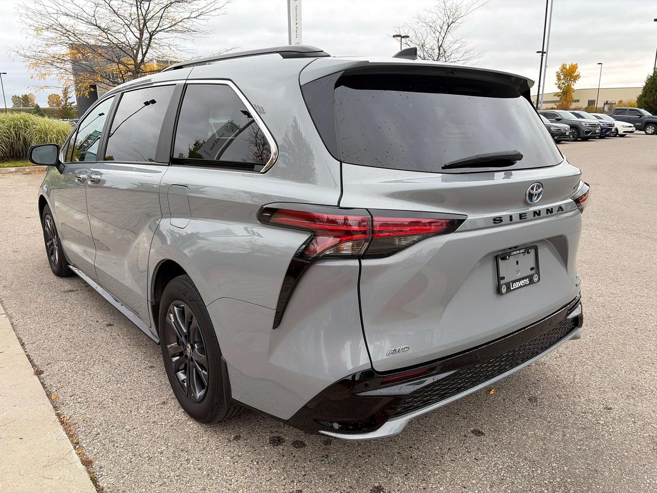 2024 Toyota Sienna XSE Photo