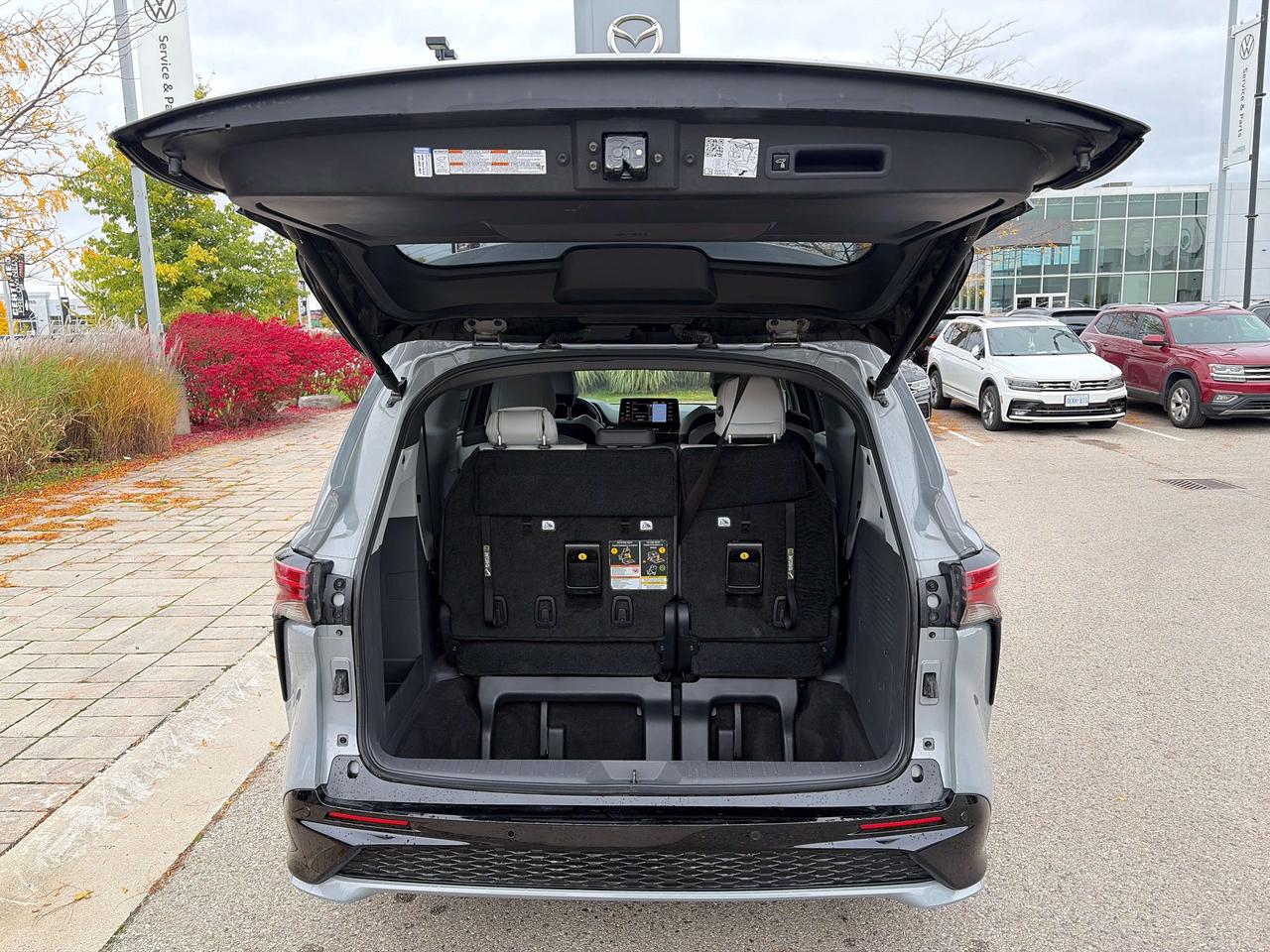 2024 Toyota Sienna XSE Photo
