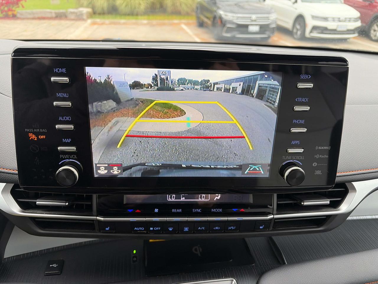 2024 Toyota Sienna XSE Photo