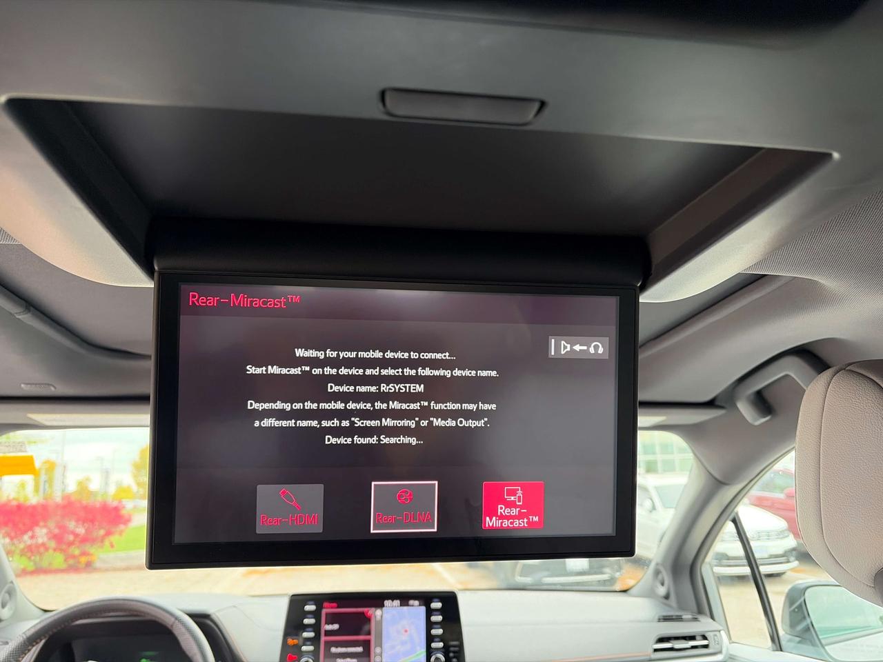 2024 Toyota Sienna XSE Photo