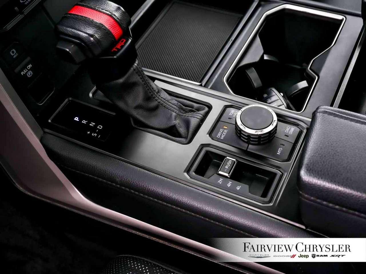 2025 Toyota Tundra 4x4 Crewmax Limited PANORAMIC ROOF   TRD PACKAGE   LEATHER   CARPLAY   HEATED SEATS   HEATED STEERING WHEEL   BLIND SPOT Photo