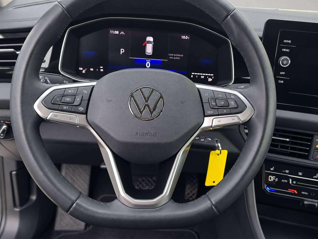 2025 Volkswagen Jetta TRENDLINE, HTD. SEATS, A/C, APPLE/ANDROID, 54K! Photo