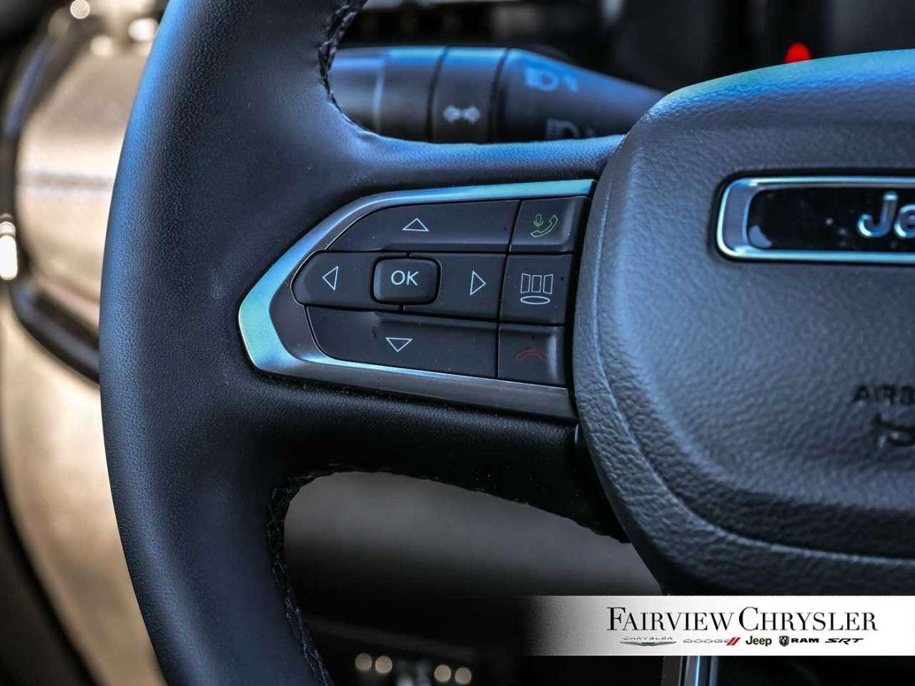 2026 Jeep Compass Limited 4x4 PANO ROOF   LEATHER   ALITUTDE PKG   DRIVER ASSIST   ALPINE SOUND   NAVIGATION Photo