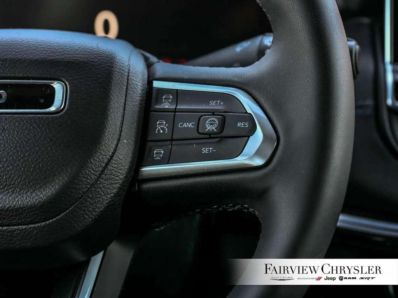 2026 Jeep Compass Limited 4x4 PANO ROOF   LEATHER   ALITUTDE PKG   DRIVER ASSIST   ALPINE SOUND   NAVIGATION Photo
