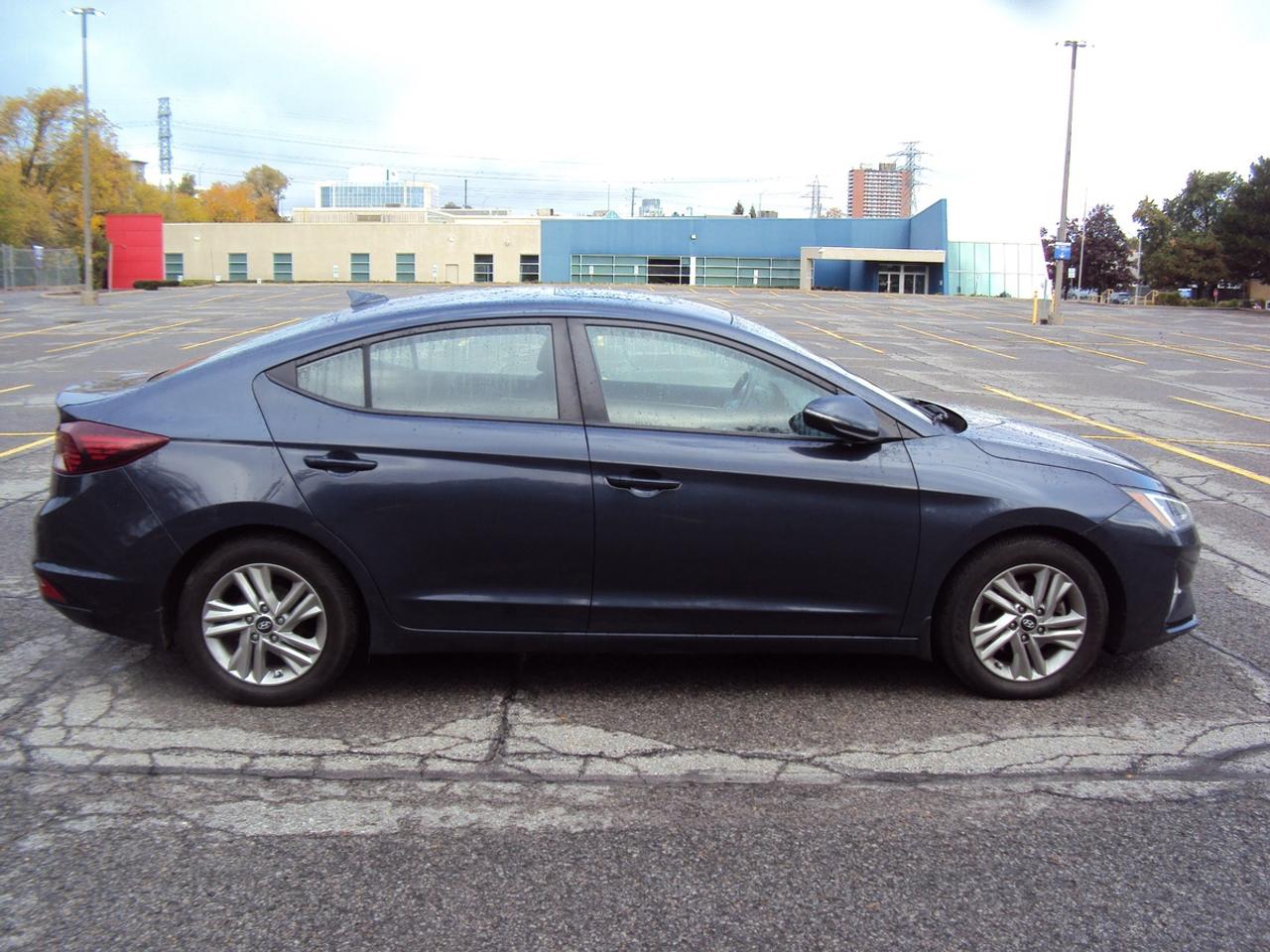 2020 Hyundai Elantra Preferred Photo