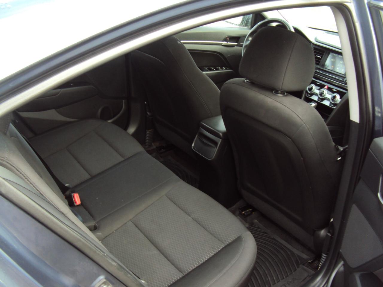 2020 Hyundai Elantra Preferred Photo