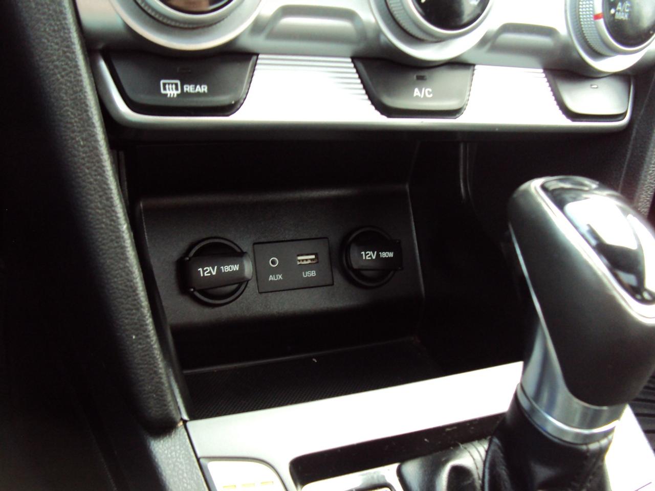2020 Hyundai Elantra Preferred Photo