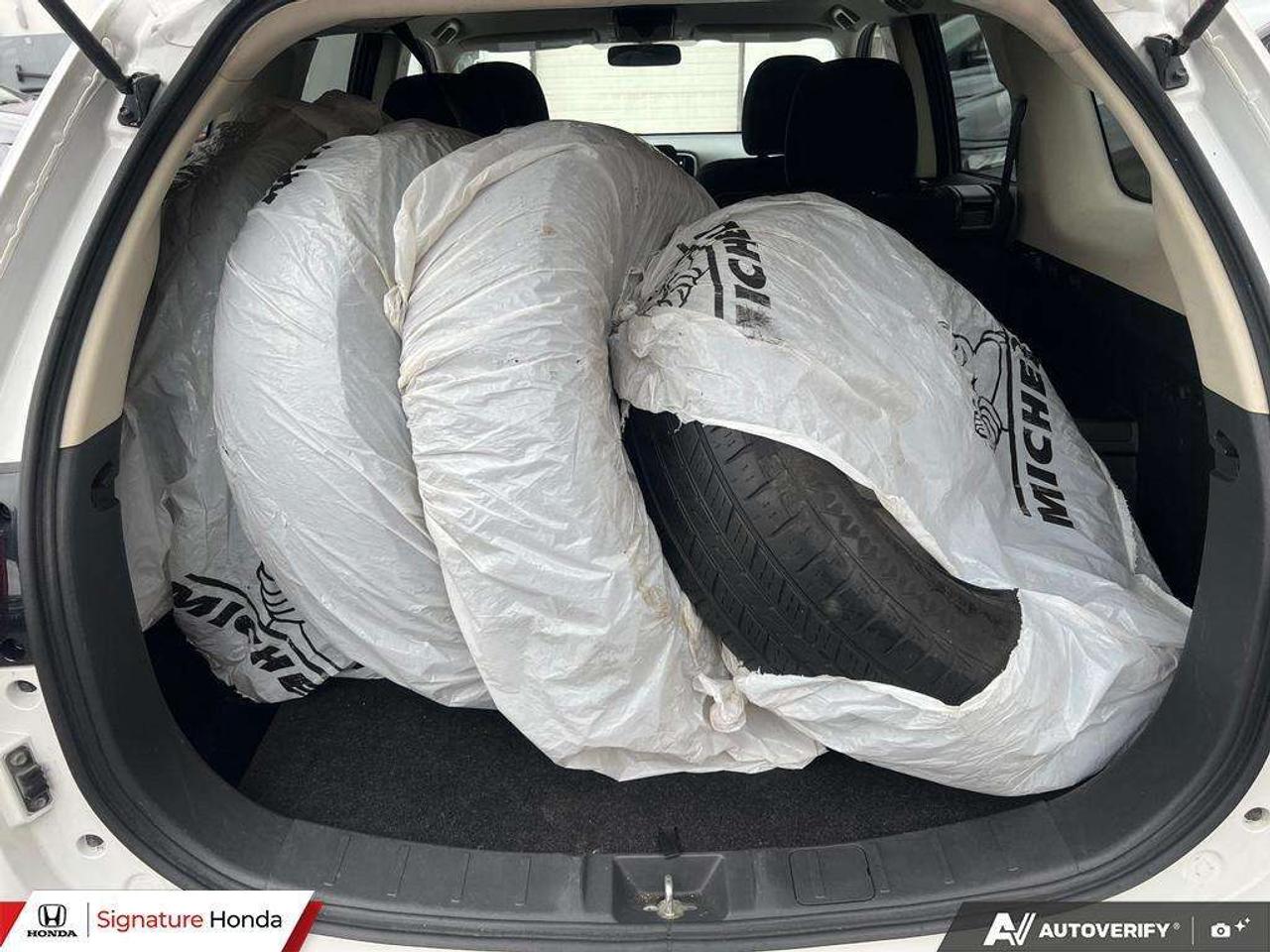 2018 Mitsubishi Outlander ES Photo