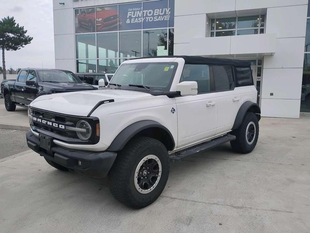 2021 Ford Bronco Outer Banks Photo