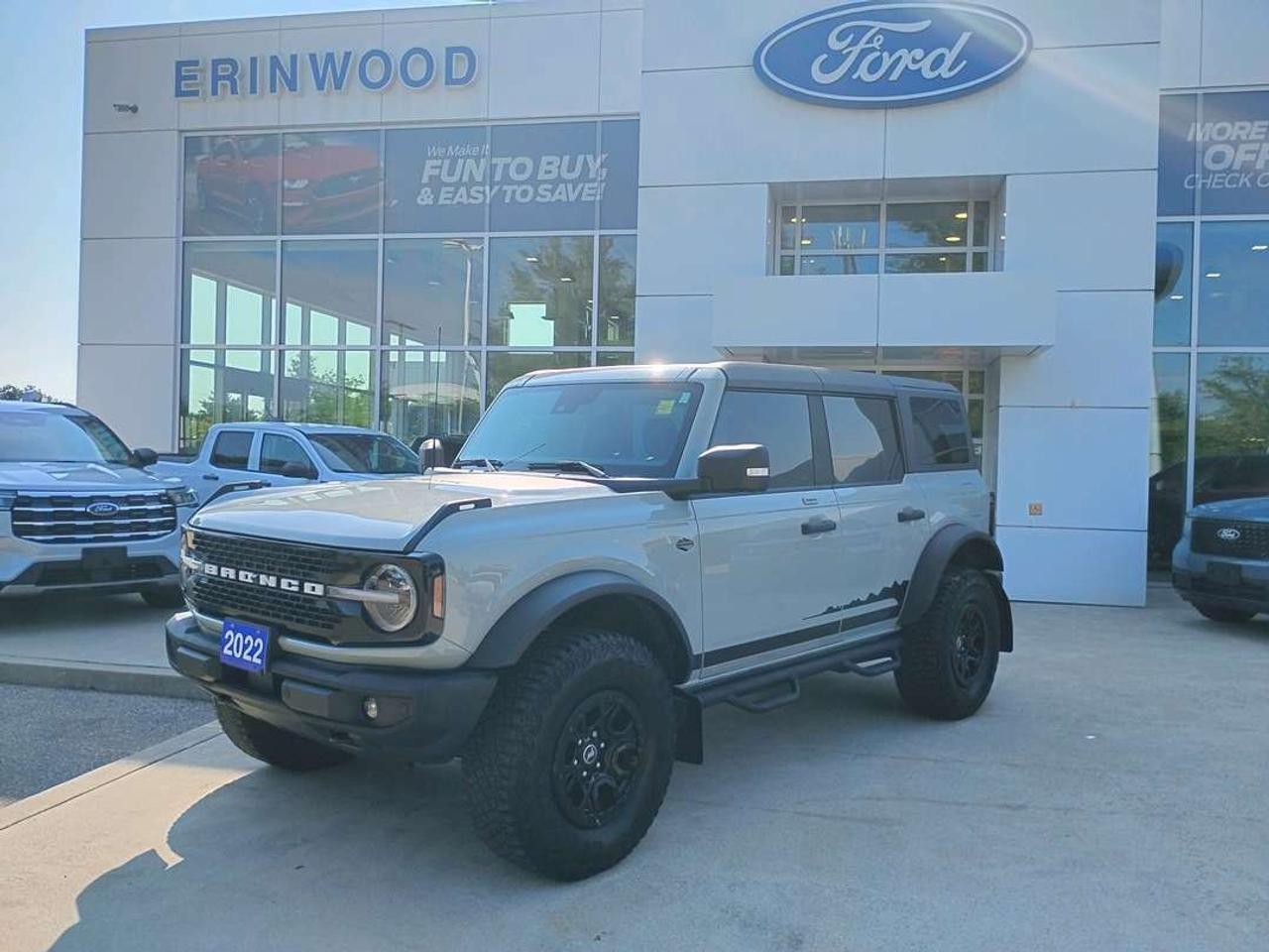 2022 Ford Bronco WildTrak Photo