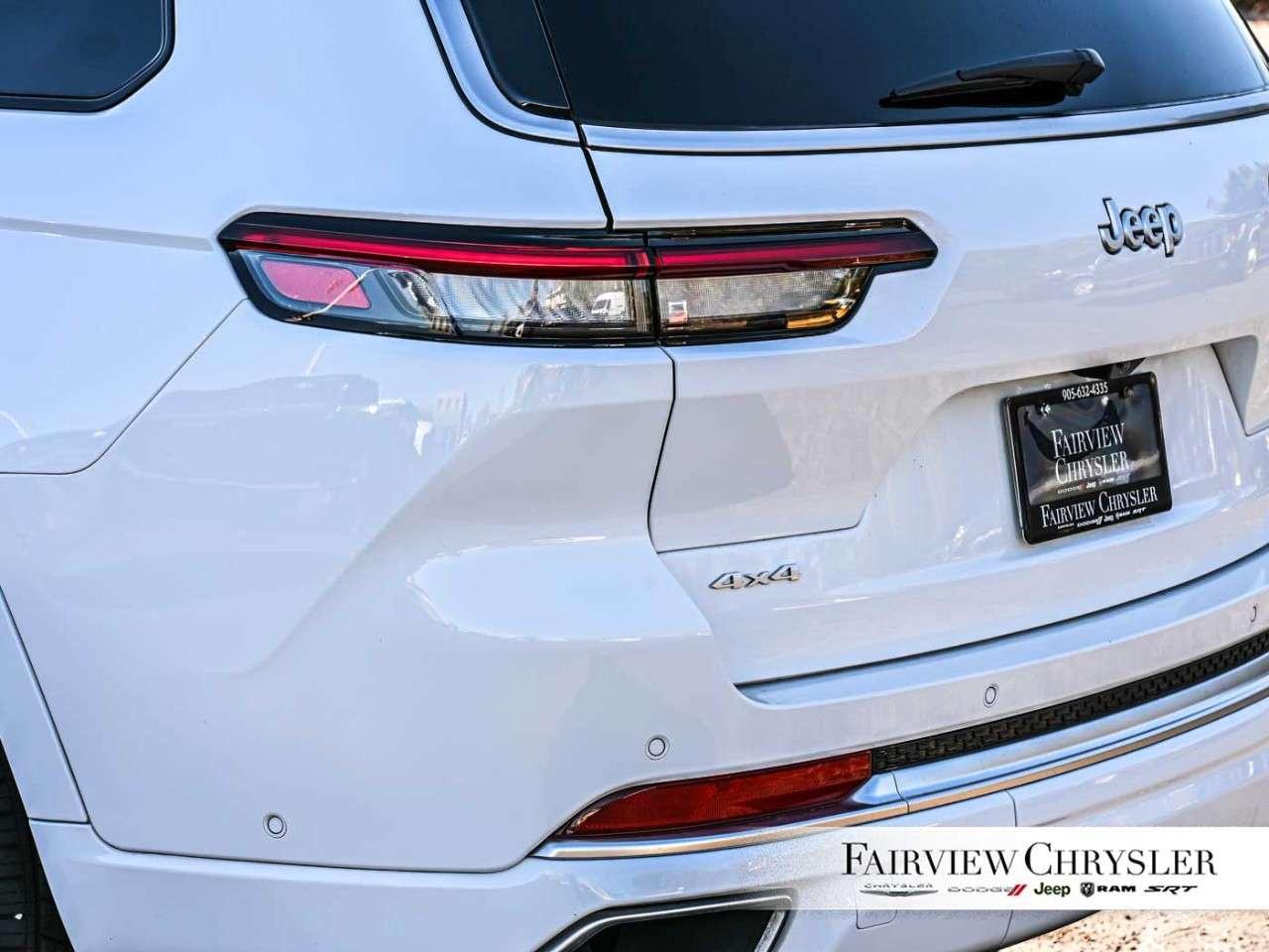 2025 Jeep Grand Cherokee Summit Reserve 4x4 RESERVE   PANO ROOF   LEATHER   HEADS UP DISPLAY   HANDS FREE DRIVE ASSIST   LUX GROUP Photo