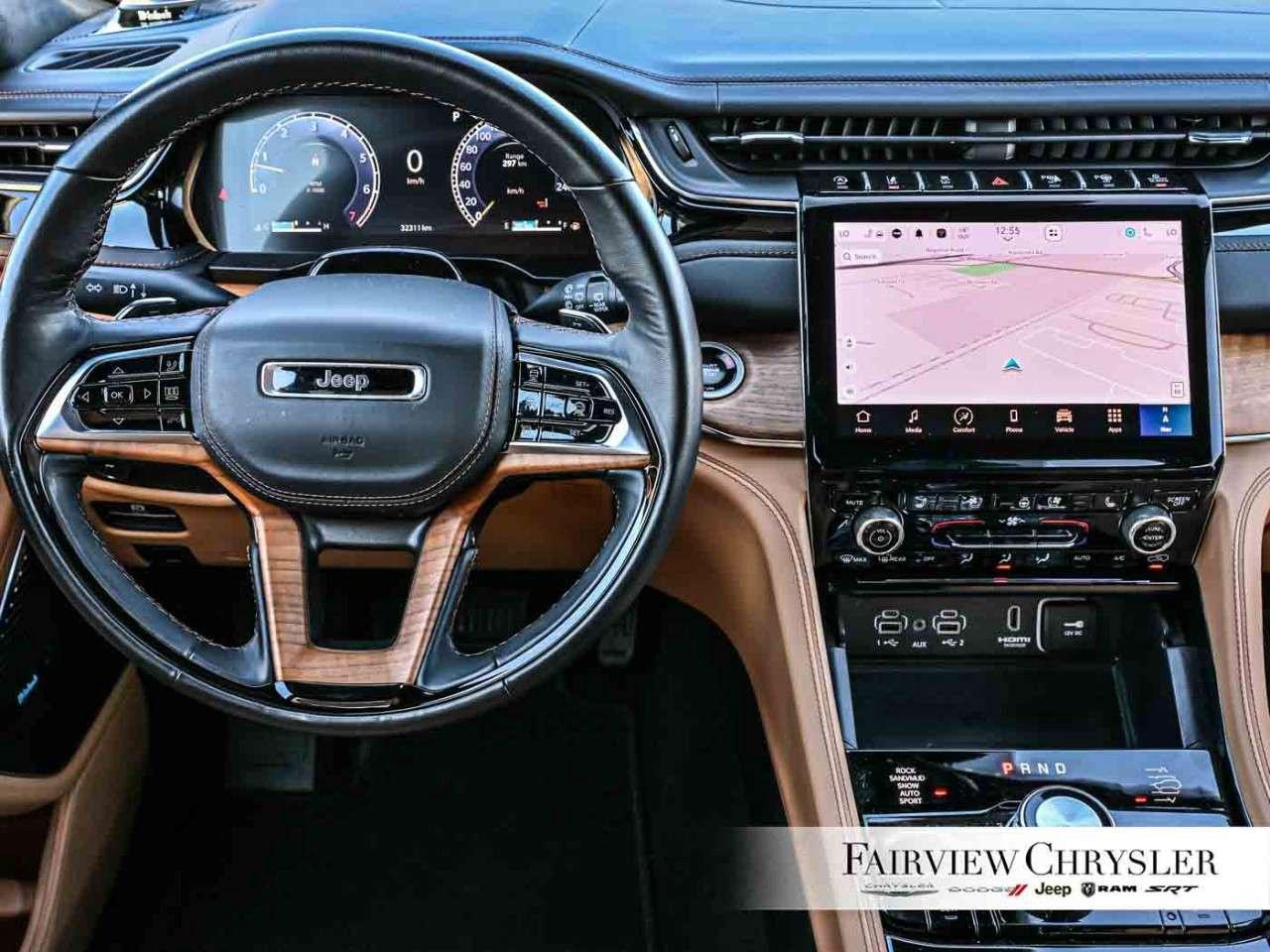 2025 Jeep Grand Cherokee Summit Reserve 4x4 RESERVE   PANO ROOF   LEATHER   HEADS UP DISPLAY   HANDS FREE DRIVE ASSIST   LUX GROUP Photo