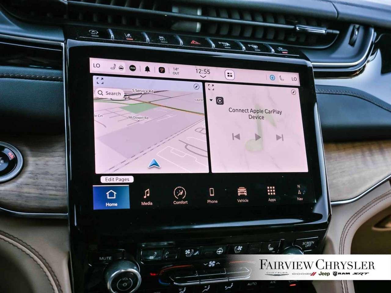 2025 Jeep Grand Cherokee Summit Reserve 4x4 RESERVE   PANO ROOF   LEATHER   HEADS UP DISPLAY   HANDS FREE DRIVE ASSIST   LUX GROUP Photo