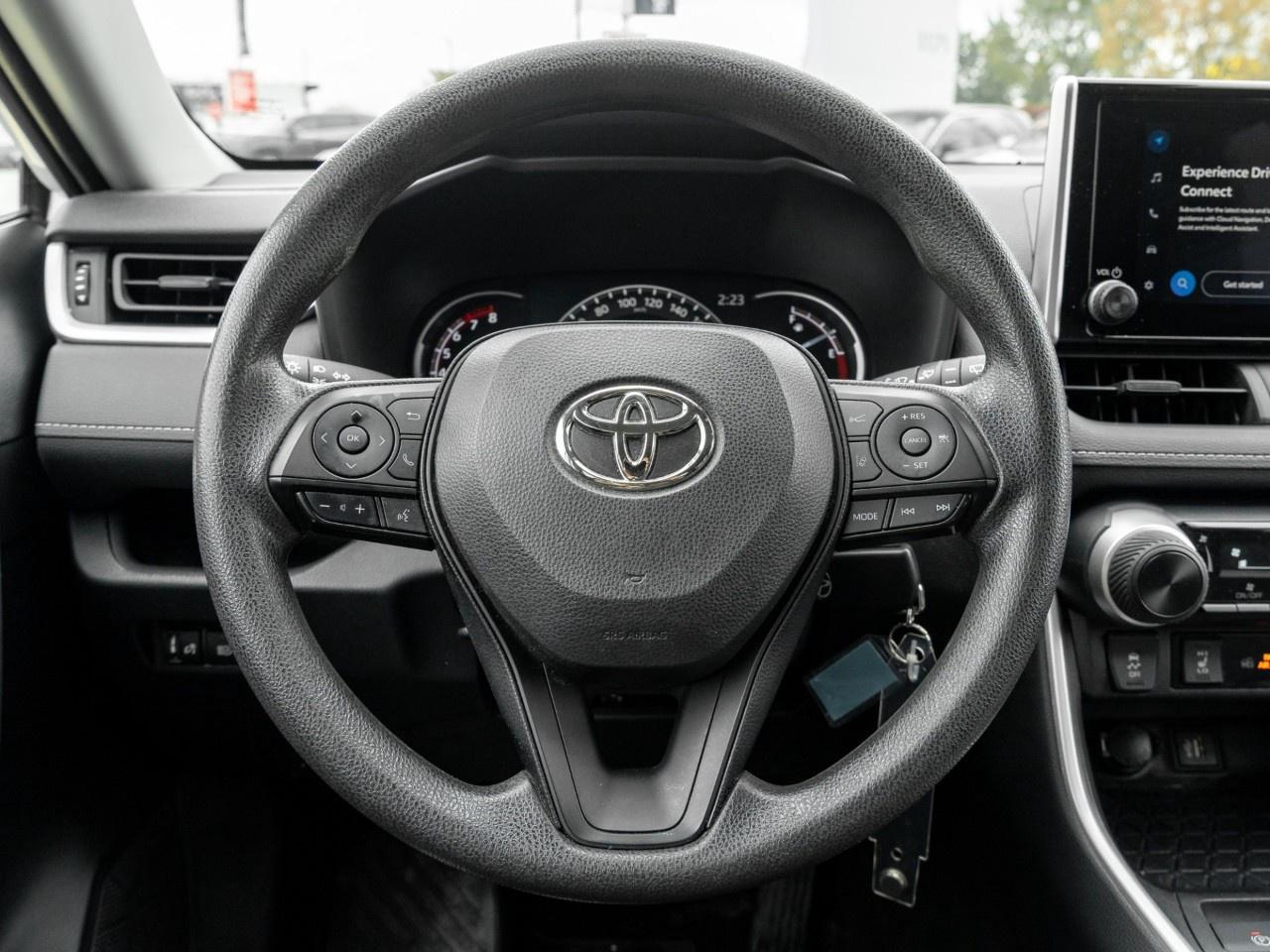 2023 Toyota RAV4 LE AWD Photo