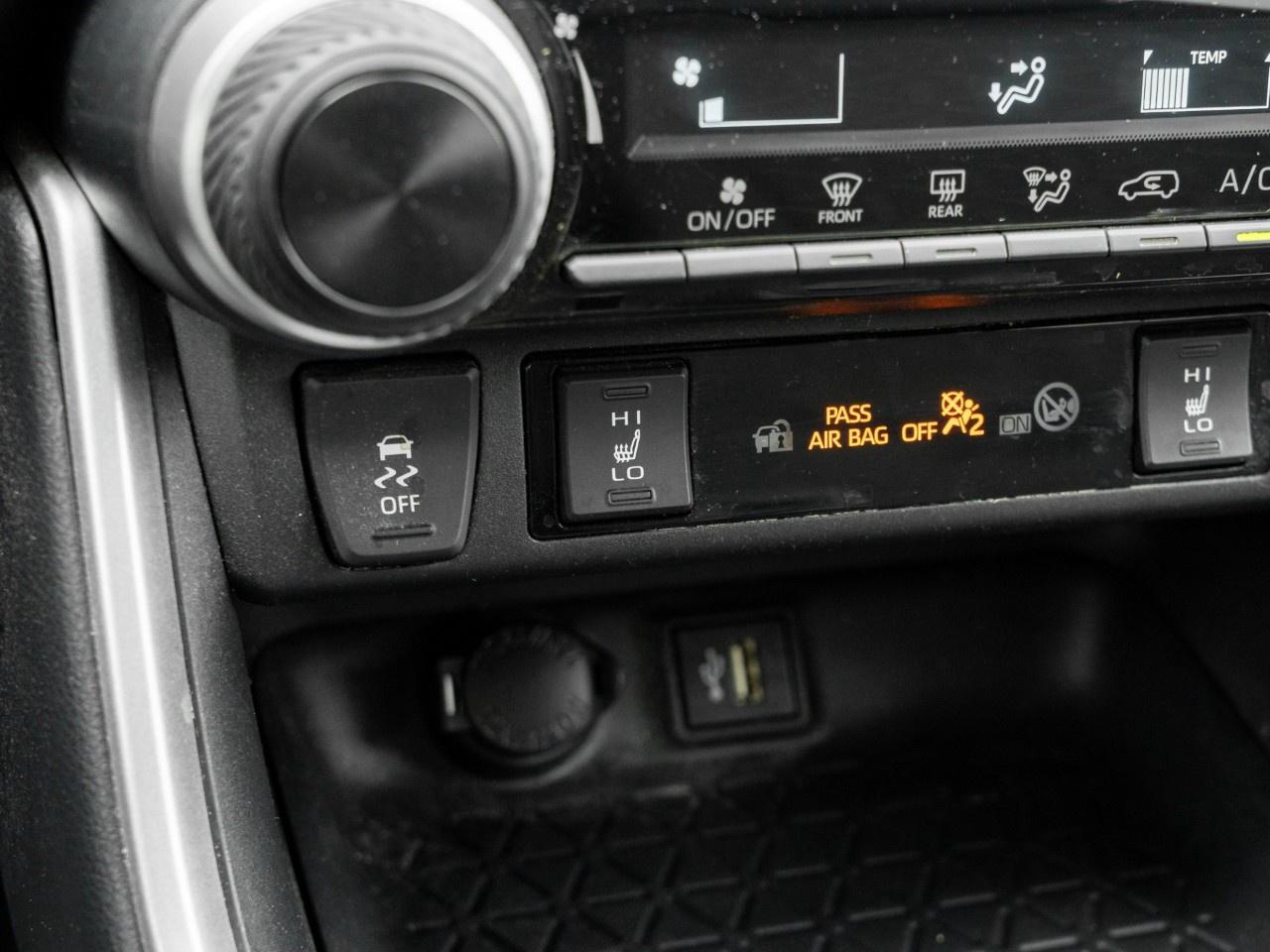 2023 Toyota RAV4 LE AWD Photo