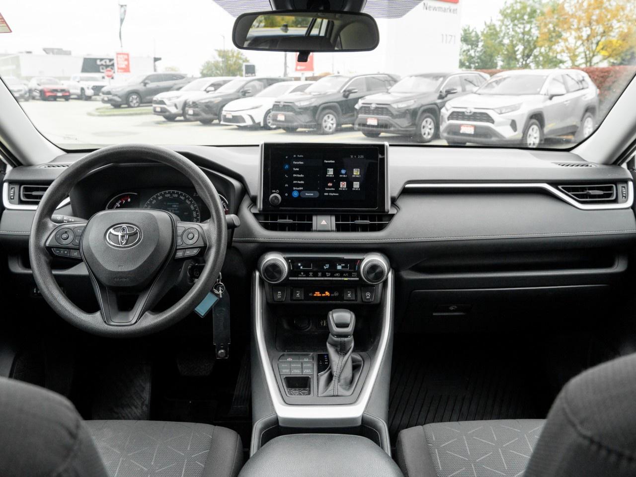 2023 Toyota RAV4 LE AWD Photo