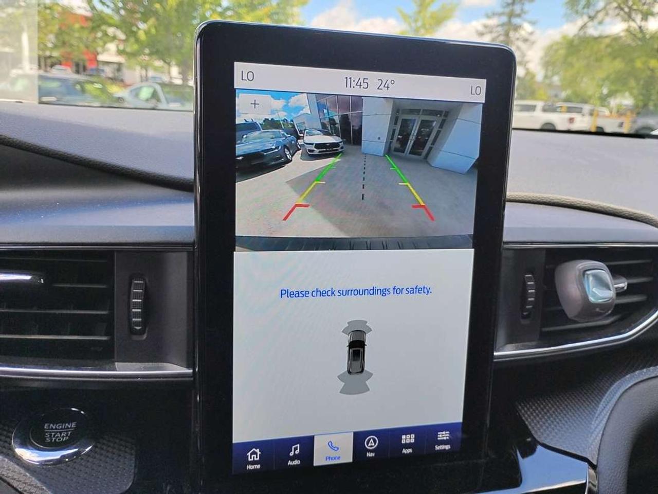 2024 Ford Explorer ST Photo
