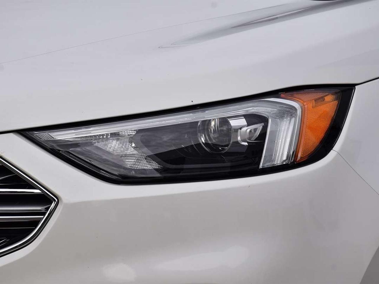 2022 Ford Edge SEL Photo