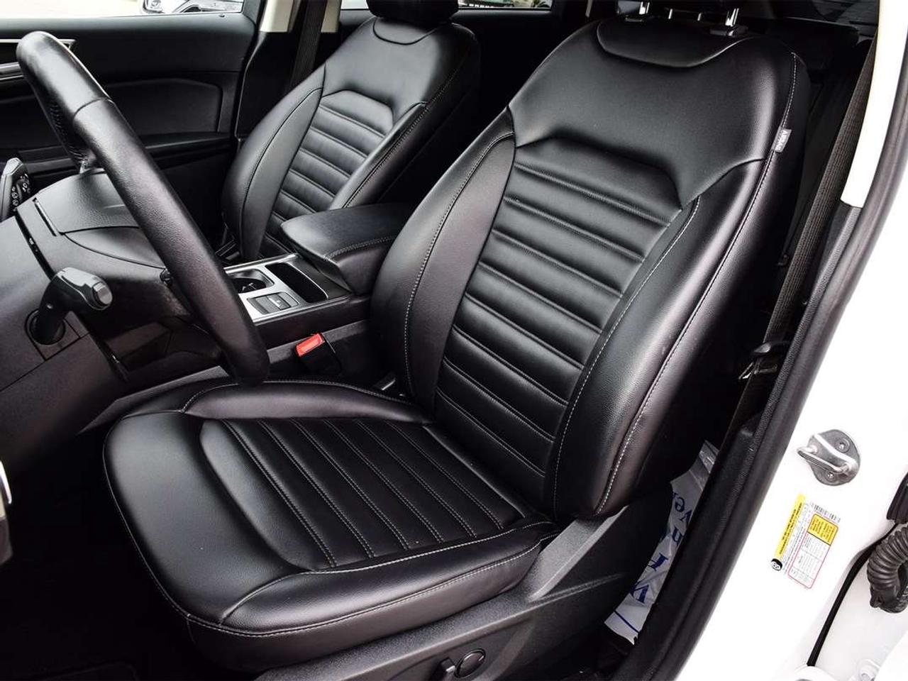 2022 Ford Edge SEL Photo