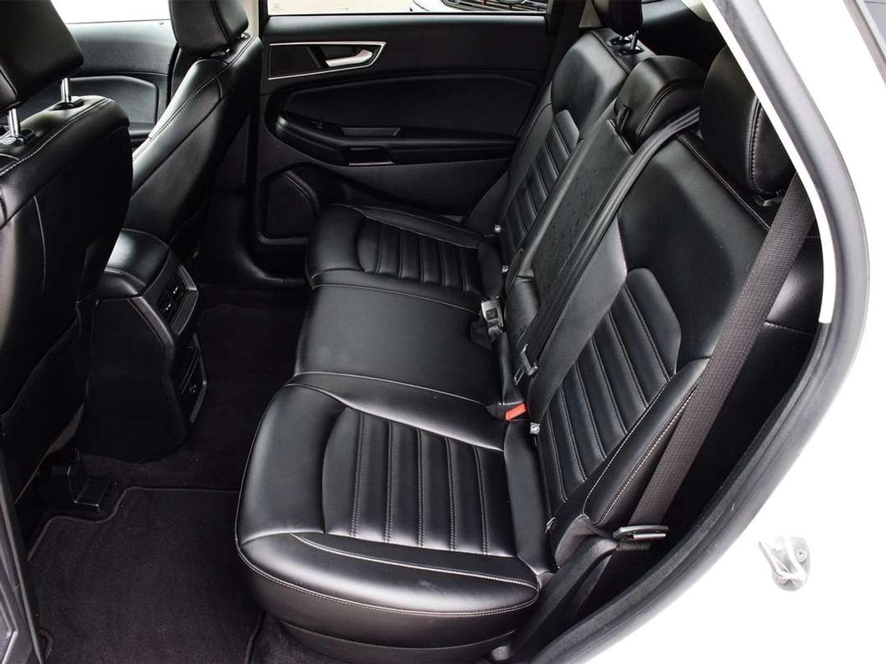2022 Ford Edge SEL Photo