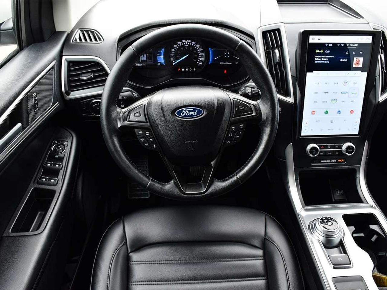2022 Ford Edge SEL Photo