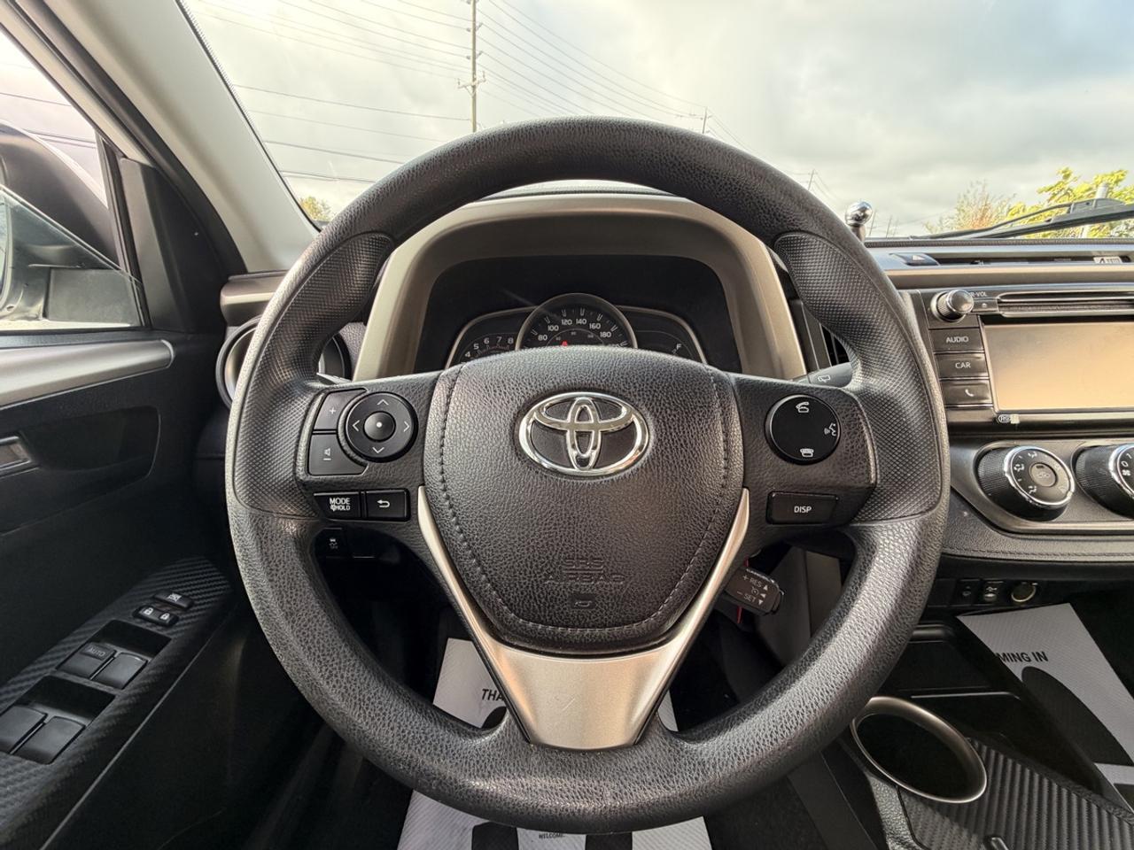 2014 Toyota RAV4 LE Photo