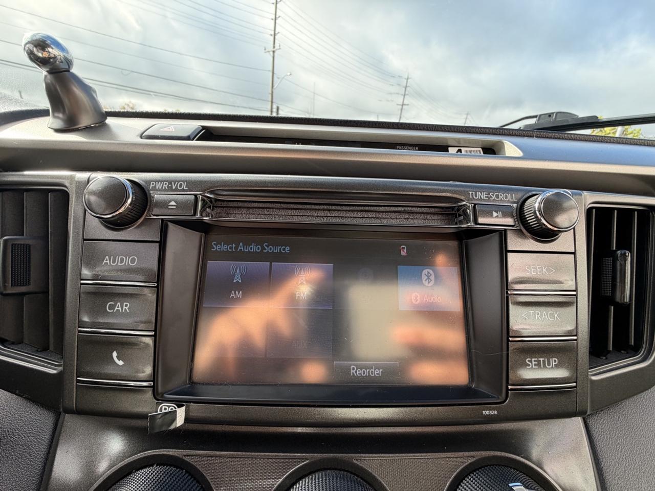2014 Toyota RAV4 LE Photo