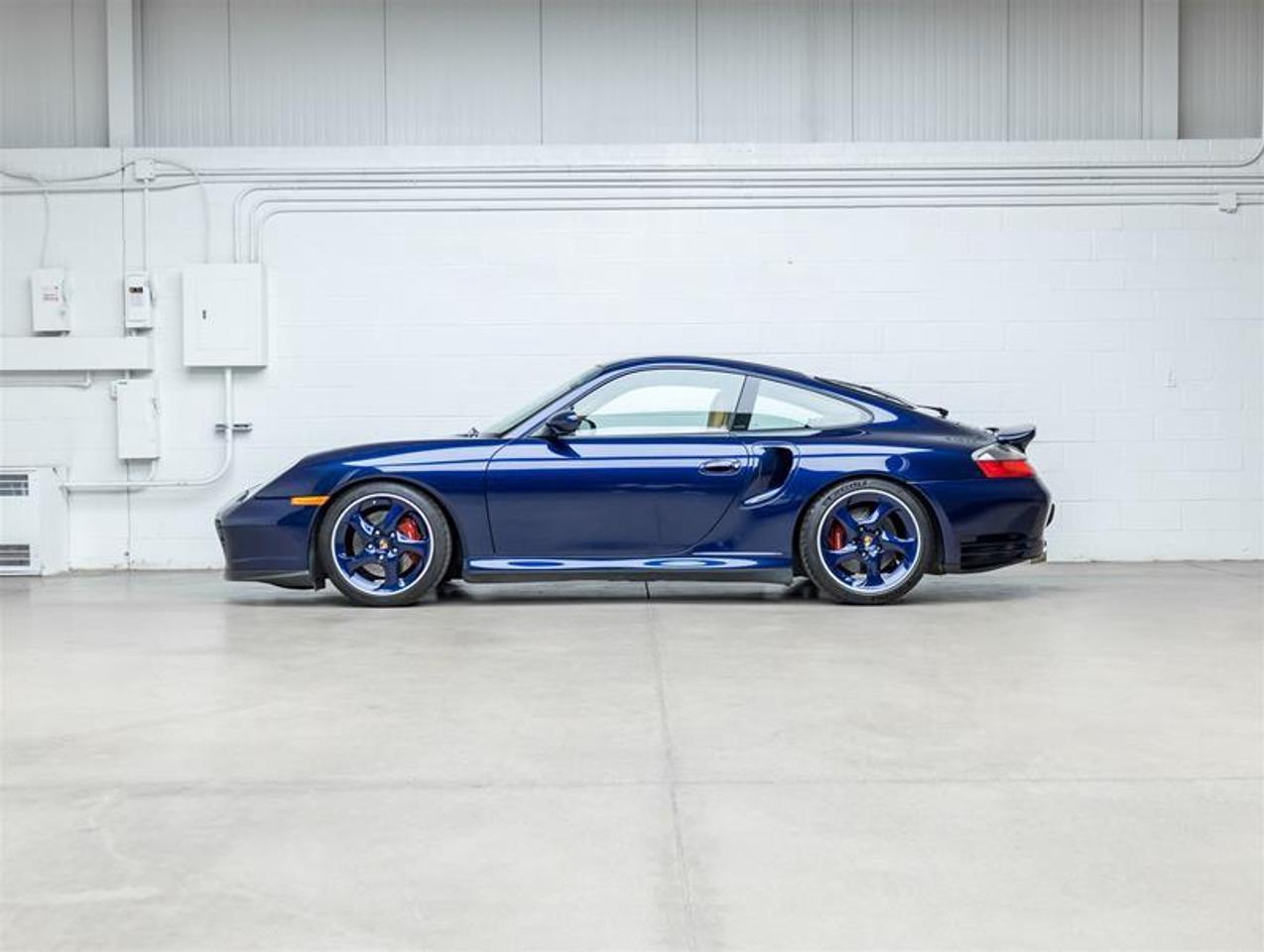2002 Porsche 911  Photo