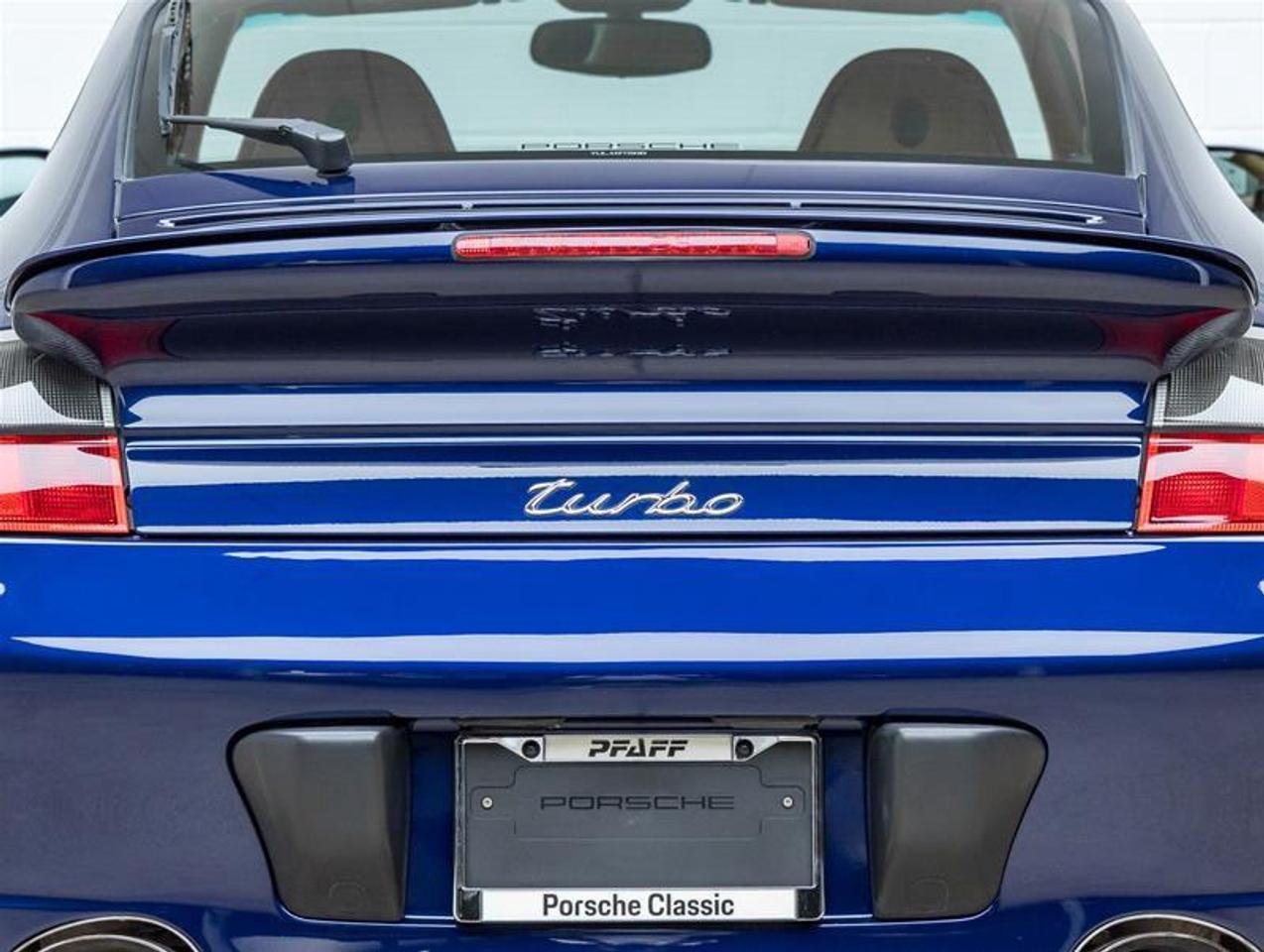 2002 Porsche 911  Photo