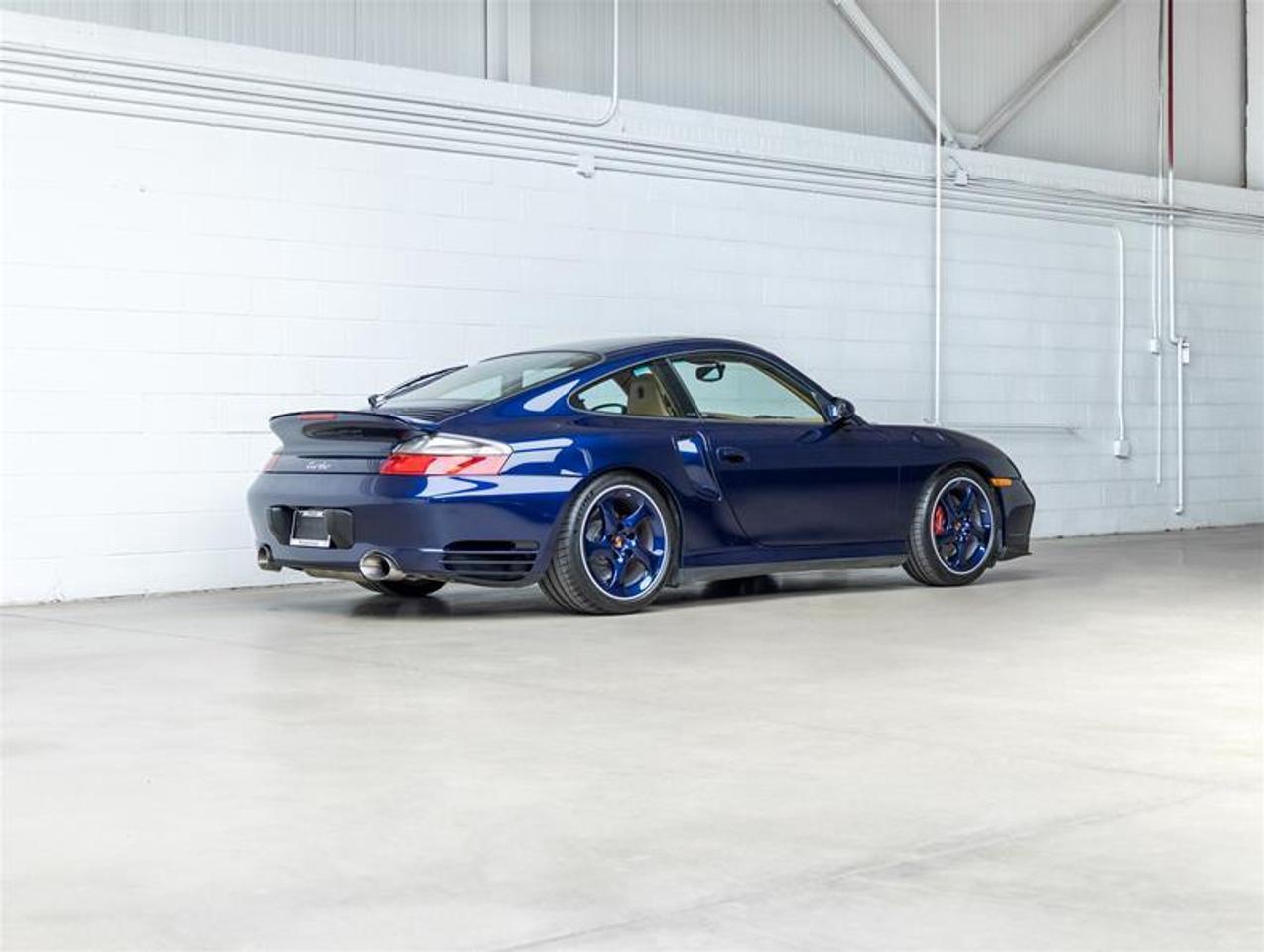 2002 Porsche 911  Photo