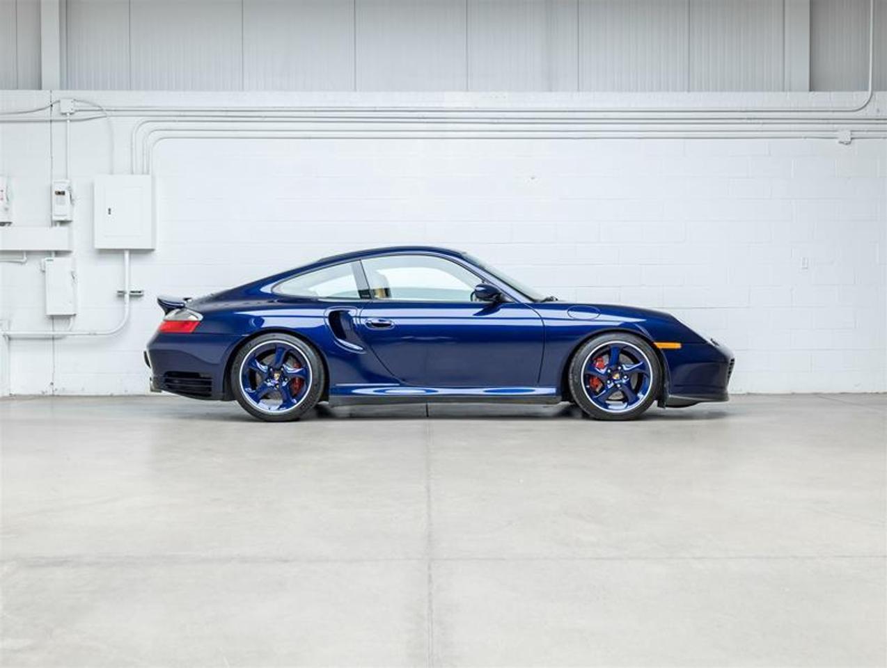 2002 Porsche 911  Photo