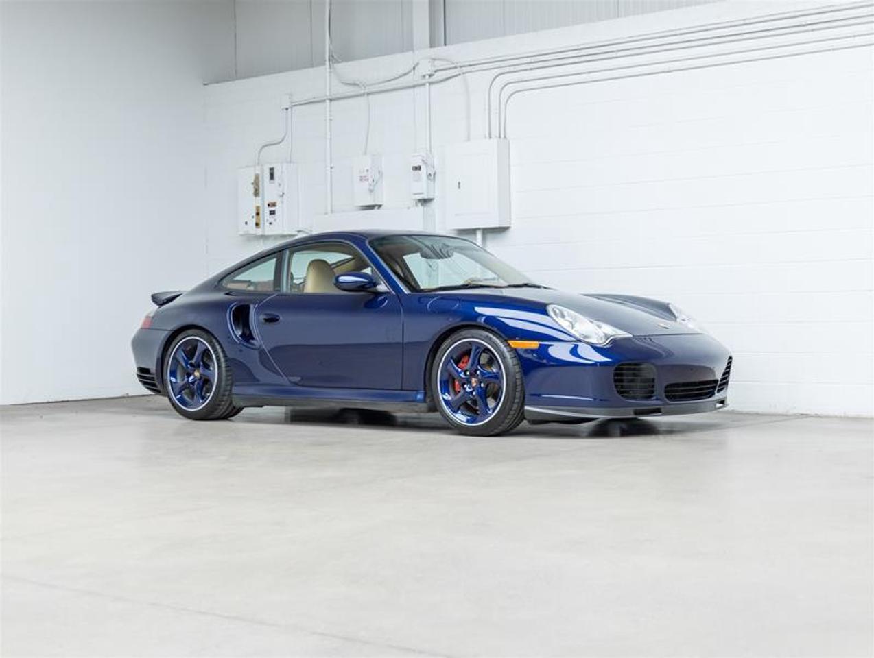 2002 Porsche 911  Photo