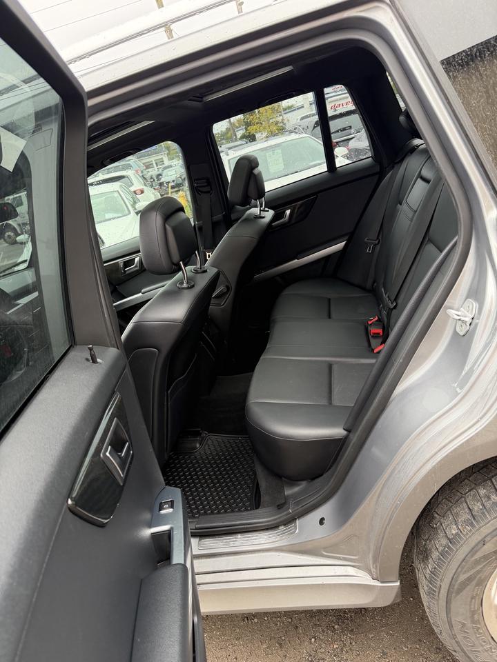 2012 Mercedes-Benz GLK-Class GLK350 Photo