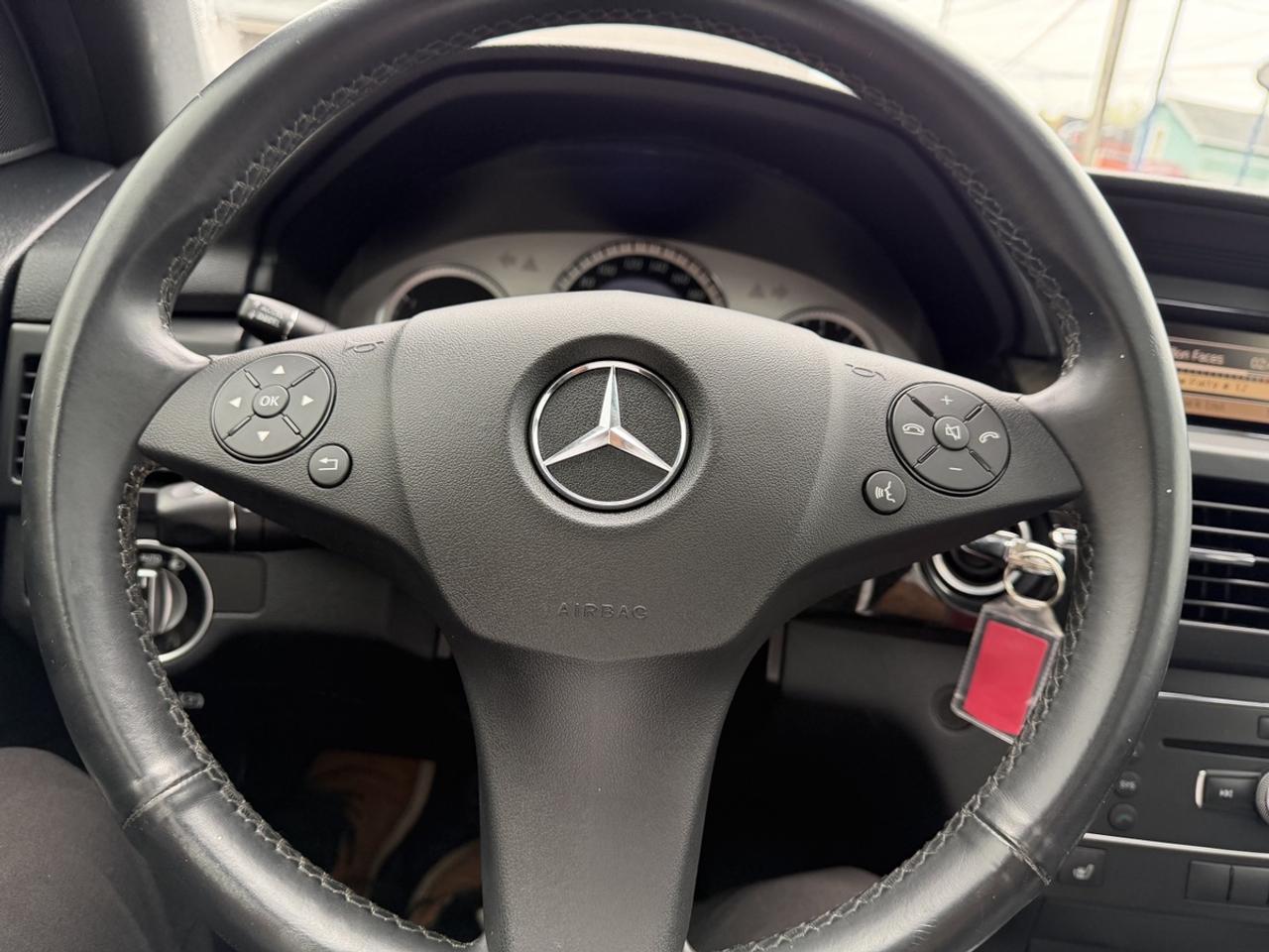 2012 Mercedes-Benz GLK-Class GLK350 Photo