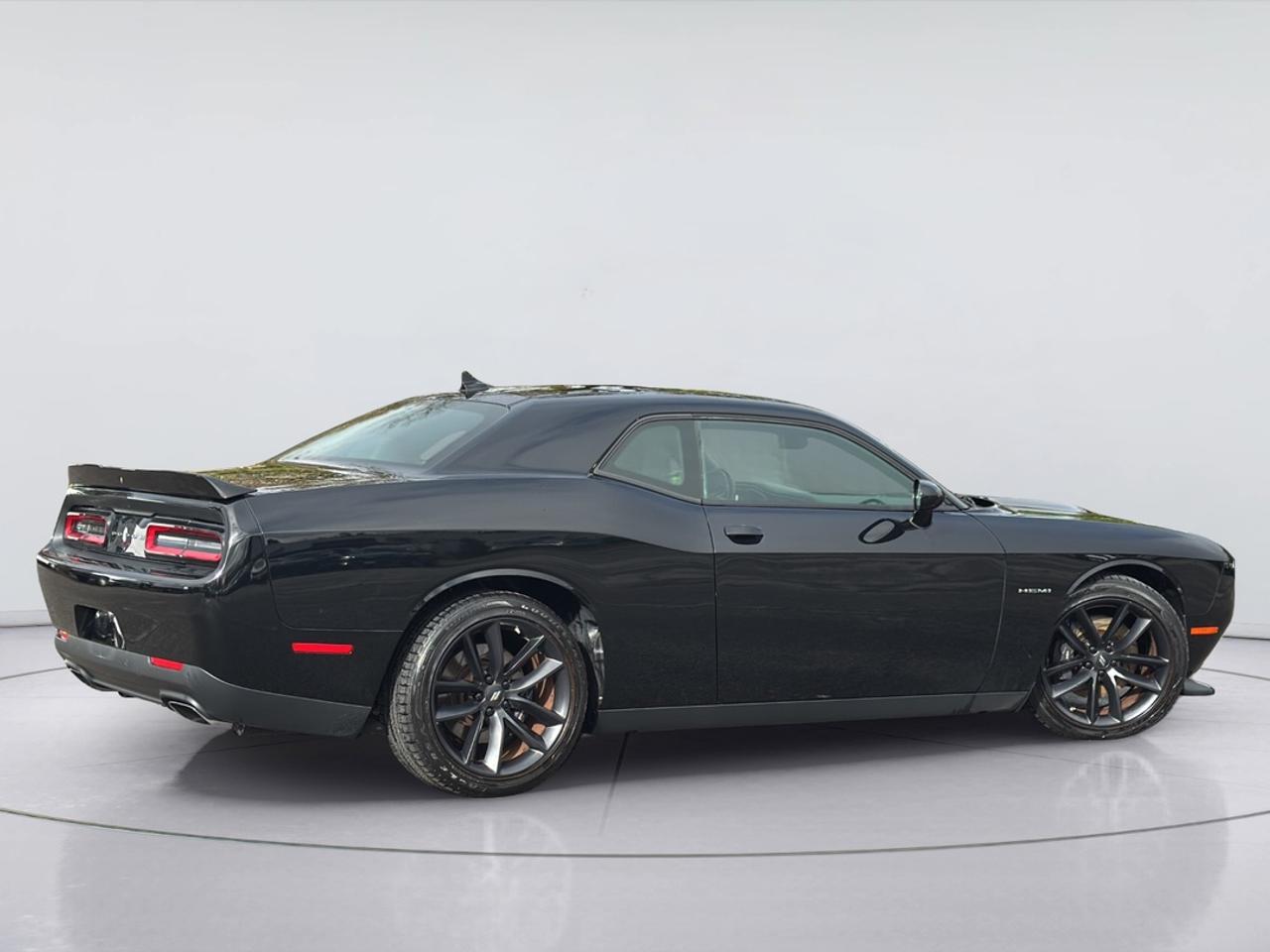 2022 Dodge Challenger Plus Group, 6-Speed Manual, Harman Kardon, NAV Photo