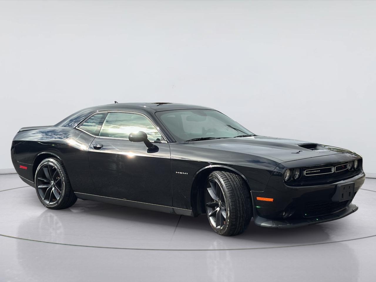 2022 Dodge Challenger Plus Group, 6-Speed Manual, Harman Kardon, NAV Photo