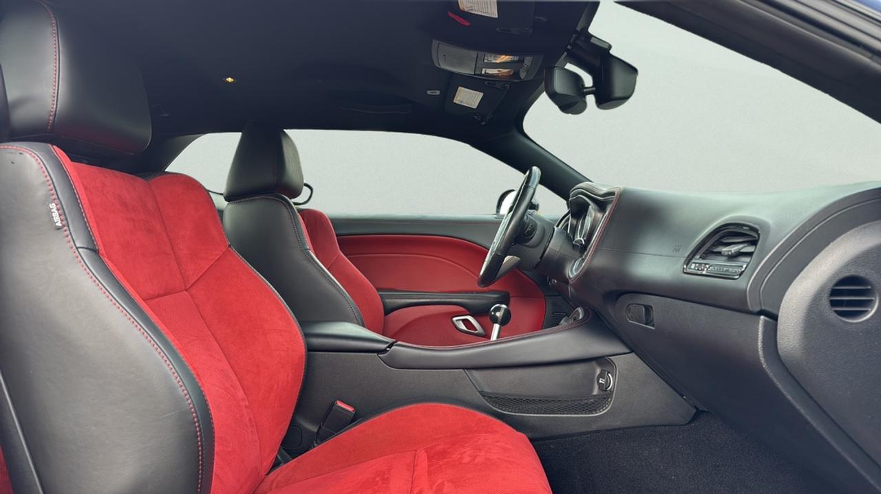 2022 Dodge Challenger Plus Group, 6-Speed Manual, Harman Kardon, NAV Photo