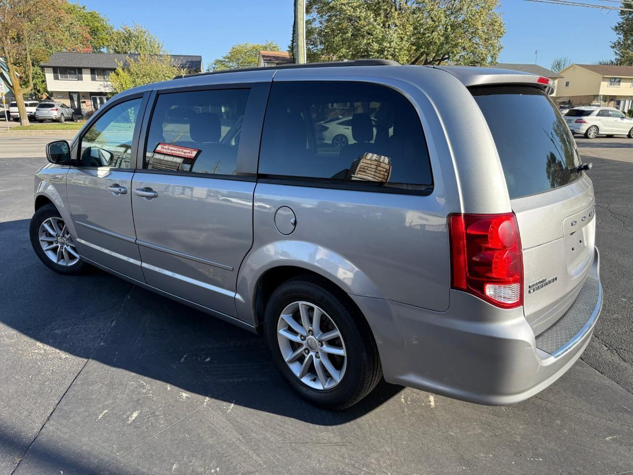 2013 Dodge Grand Caravan 4dr Wgn SXT Photo