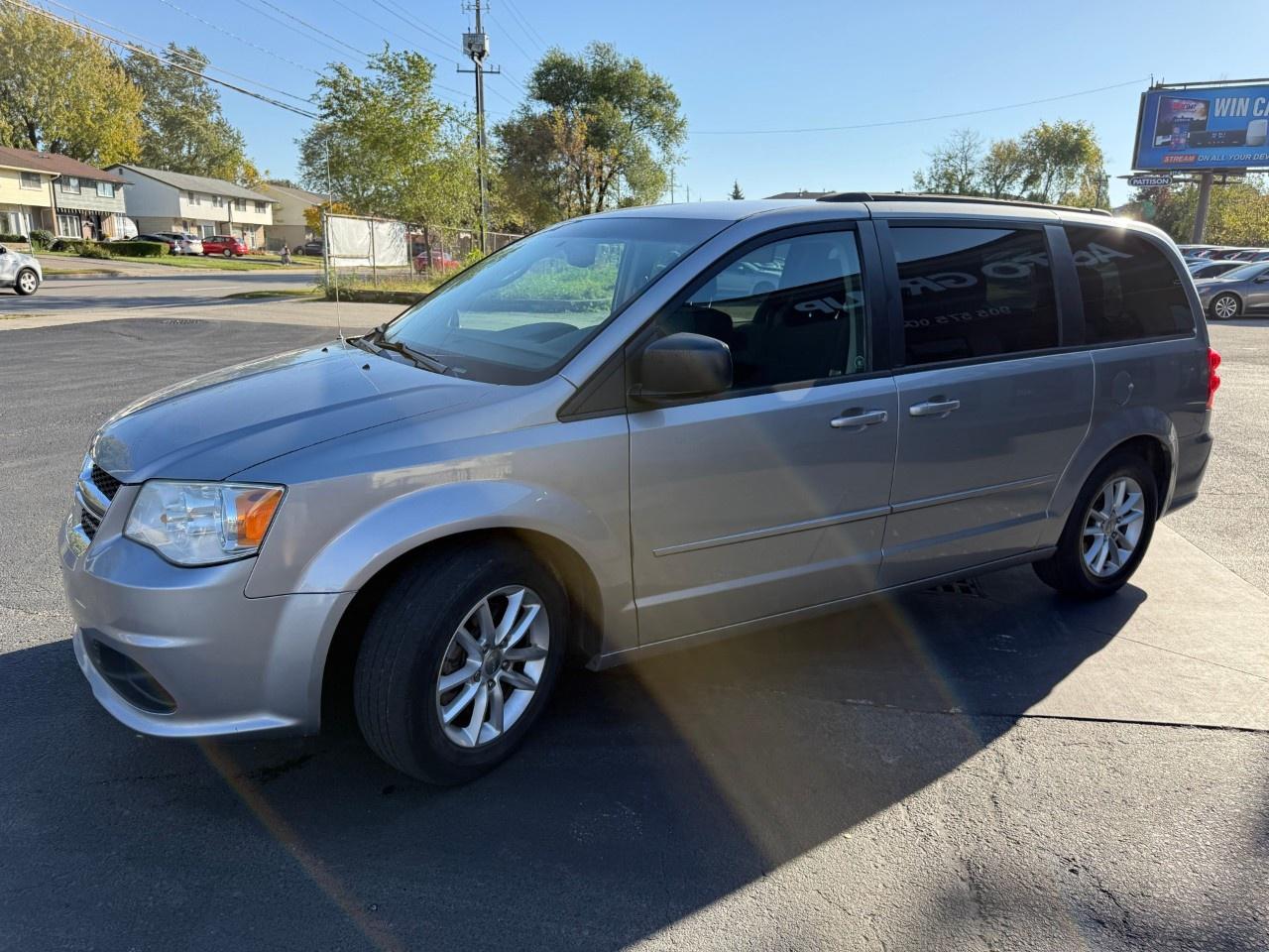 2013 Dodge Grand Caravan 4dr Wgn SXT Photo