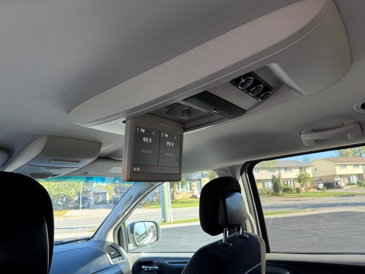 2013 Dodge Grand Caravan 4dr Wgn SXT Photo