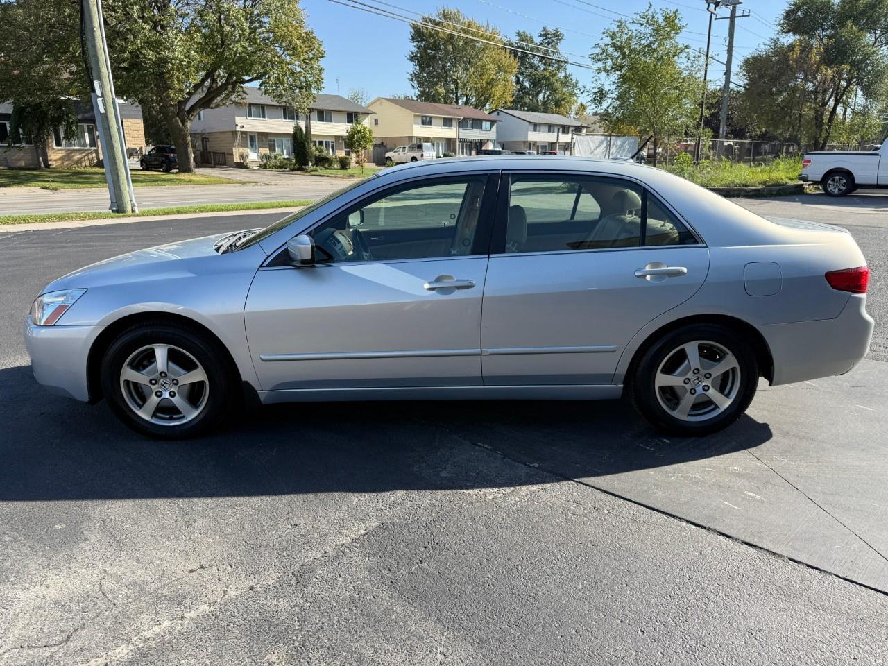 2005 Honda Accord Hybrid Automatic Photo