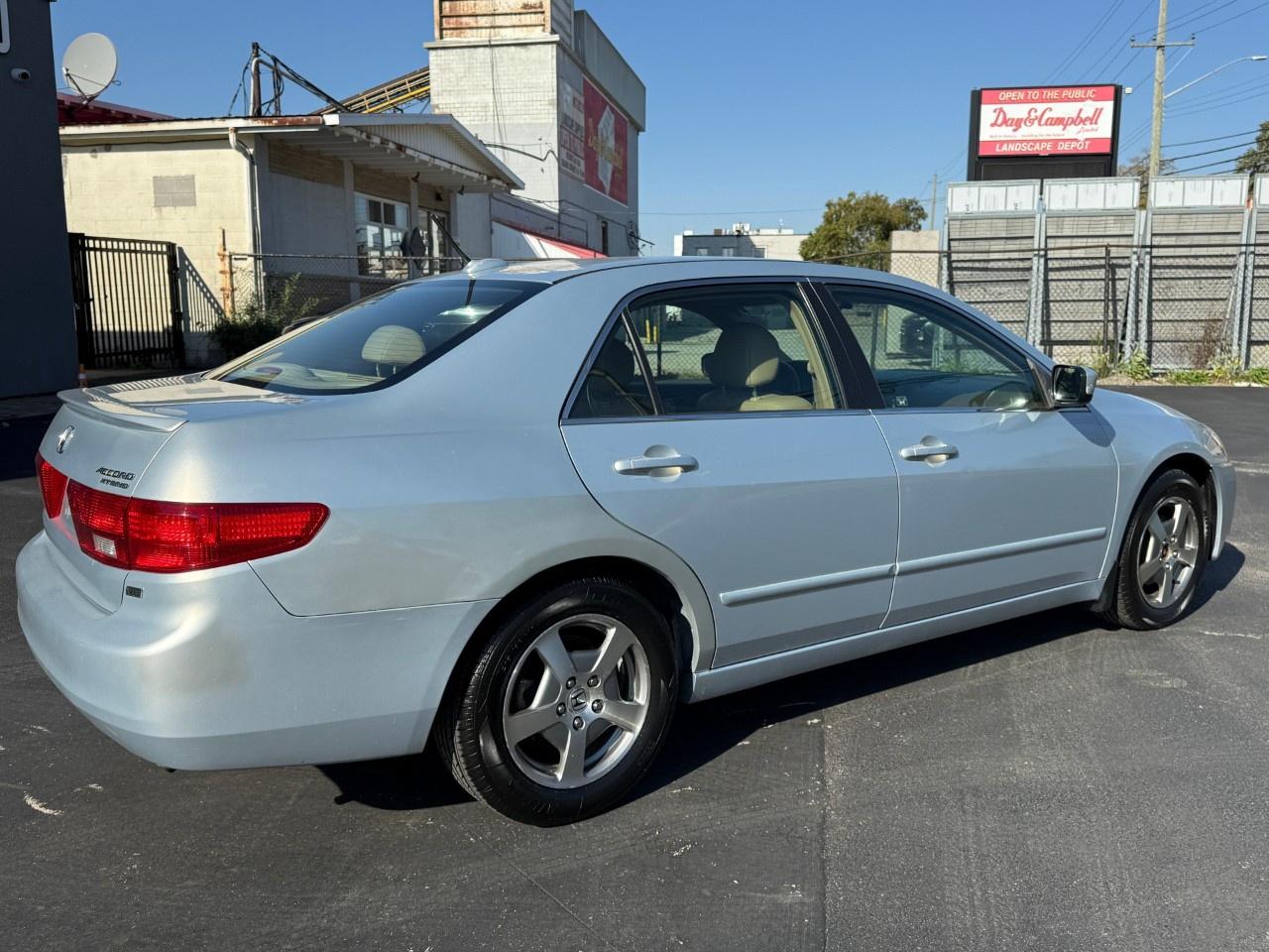 2005 Honda Accord Hybrid Automatic Photo