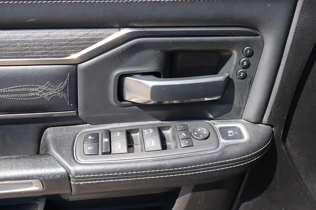 2019 RAM 2500 Limited Mega Cab 4WD   6.7L Cummins   No Accident   RARE Photo