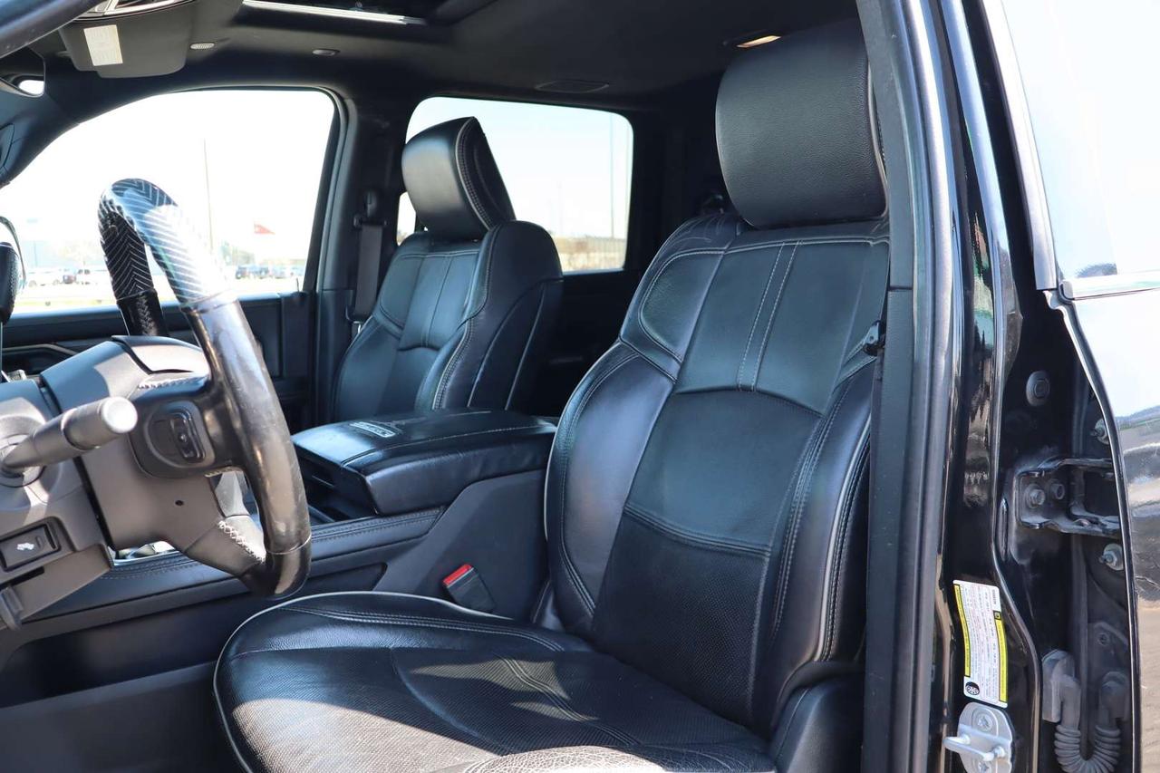 2019 RAM 2500 Limited Mega Cab 4WD   6.7L Cummins   No Accident   RARE Photo