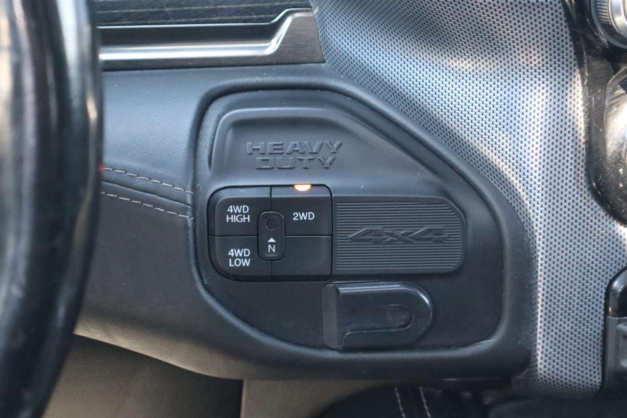 2019 RAM 2500 Limited Mega Cab 4WD   6.7L Cummins   No Accident   RARE Photo