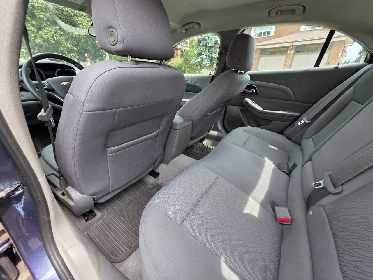 2015 Chevrolet Malibu LS Photo