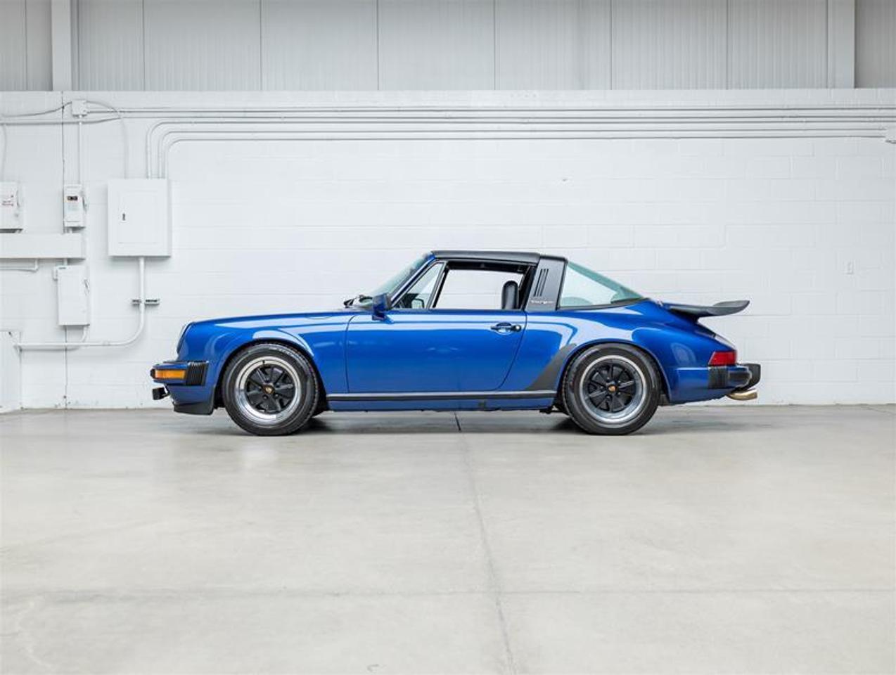 1982 Porsche 911  Photo