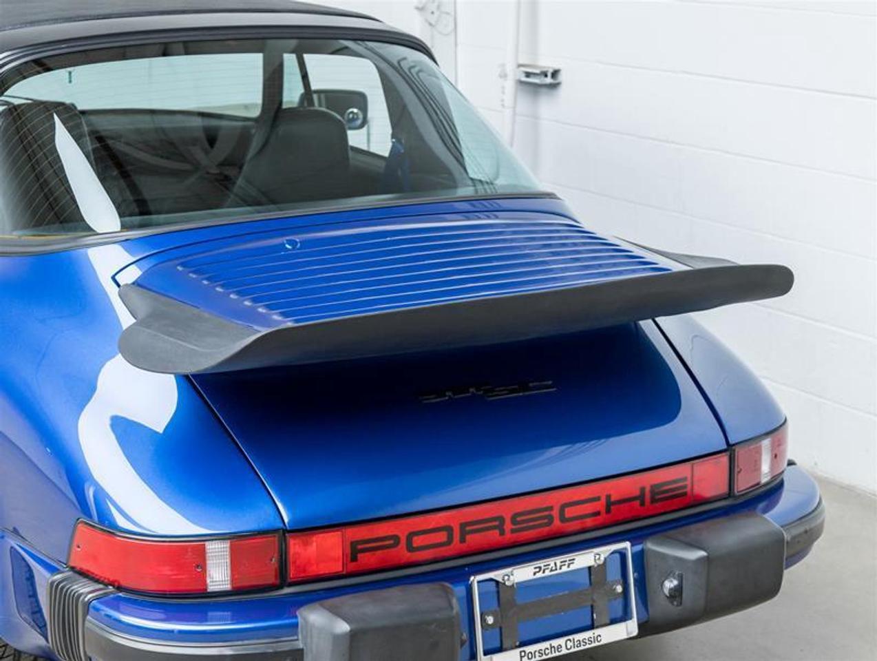 1982 Porsche 911  Photo