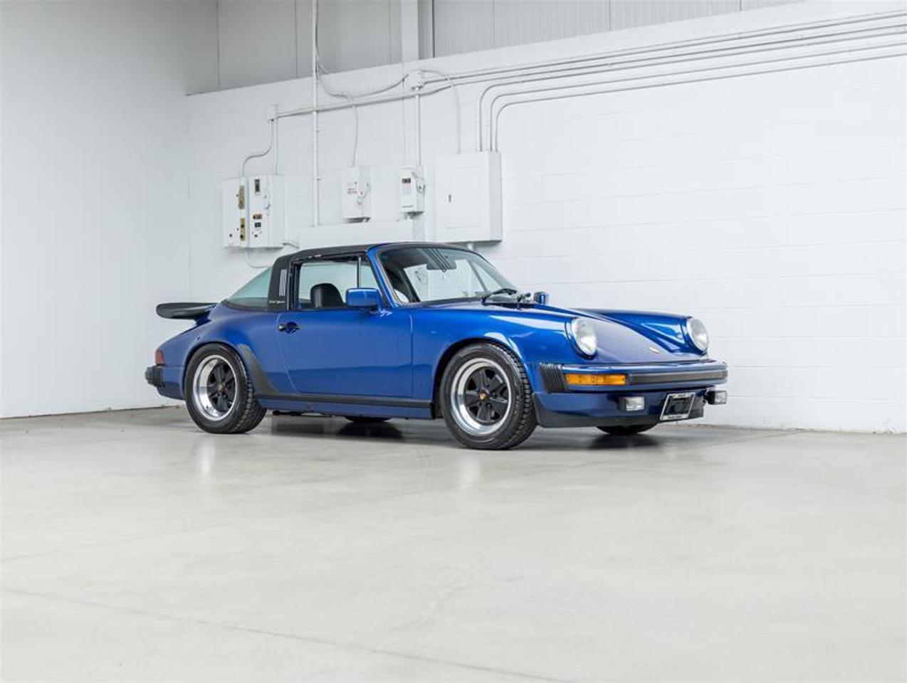 1982 Porsche 911  Photo